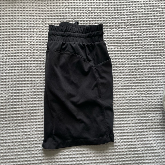 Athleta Excursion Hybrid Exercise Tennis Skort Black Small Tall ST UPF 50 - Picture 7 of 9